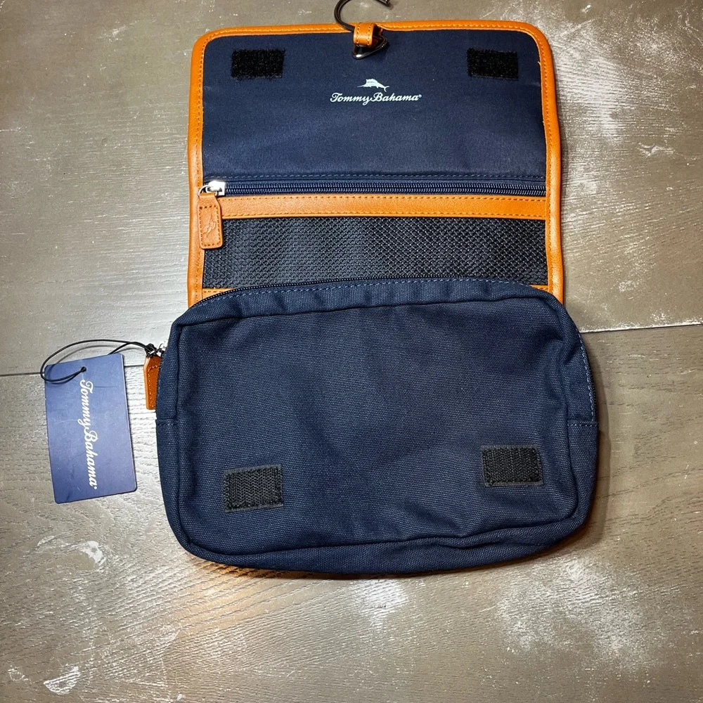 Tommy Bahama Travel Kit Navy Brown Zipper Hanging Bag NWT